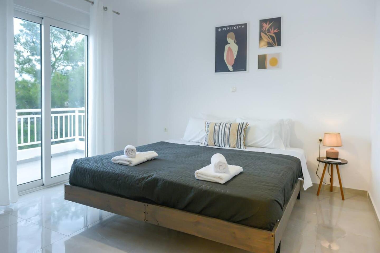 Katerina & Stefanos Family Apartment