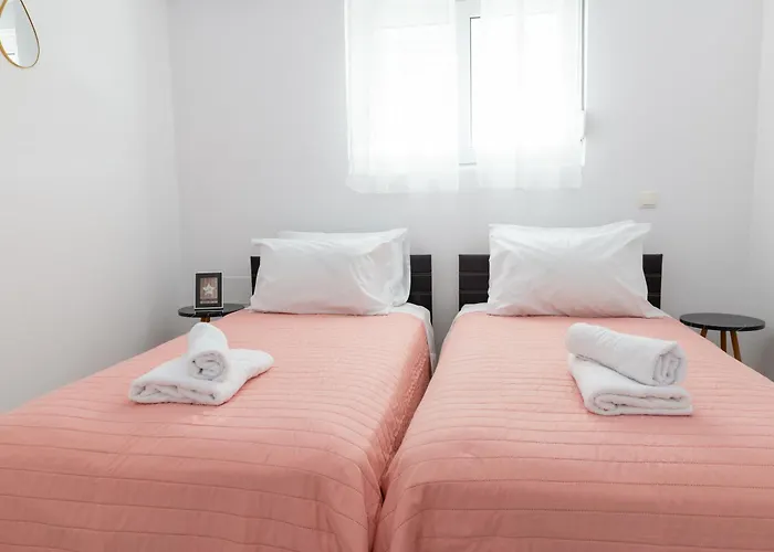 Katerina & Stefanos Family Apartments